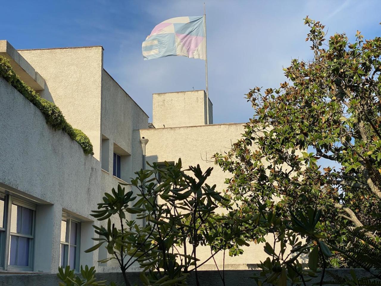 La Suite Sainte Claire Hyeres Bagian luar foto